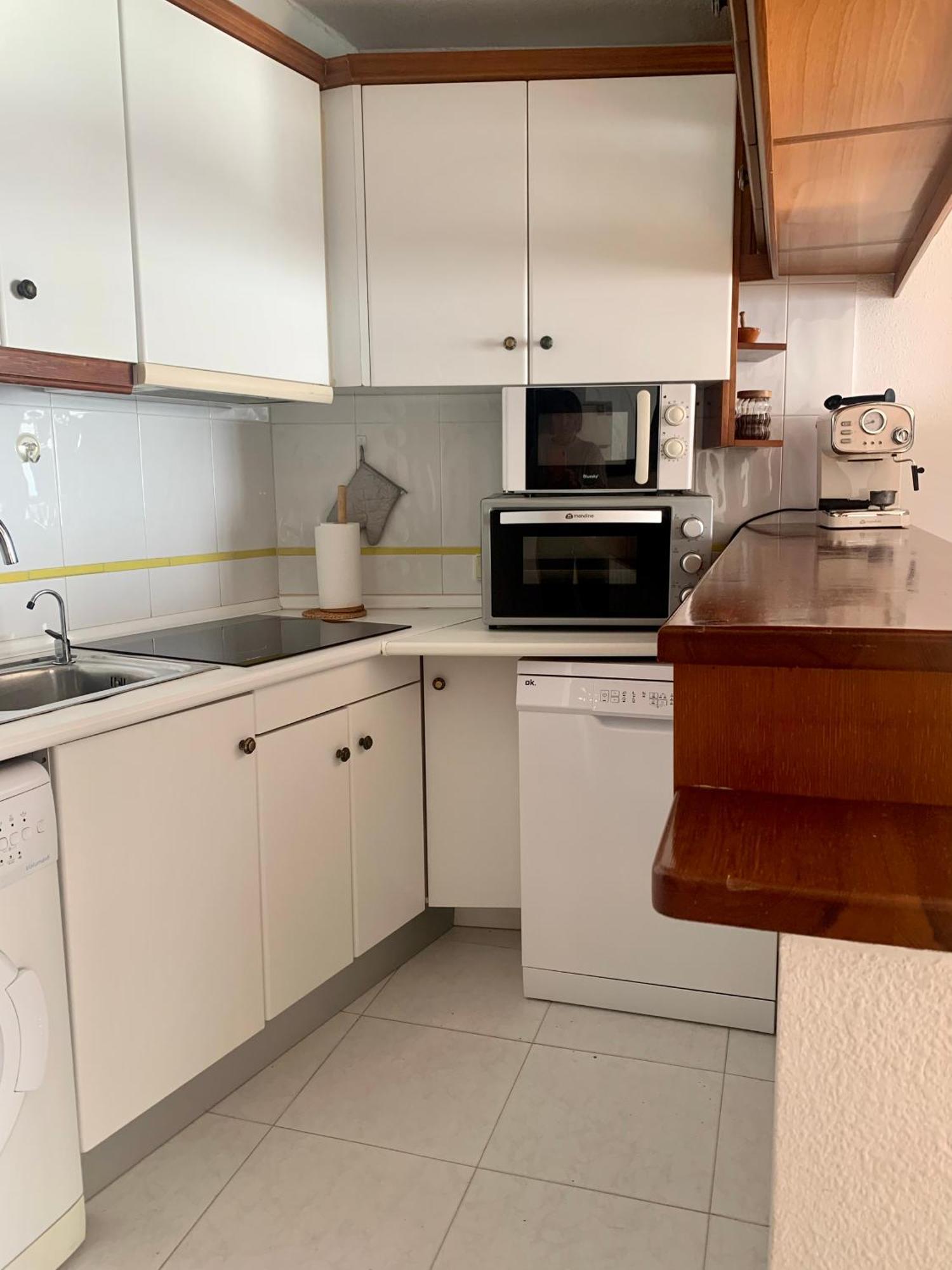טורבייחה Sea View Apartment מראה חיצוני תמונה